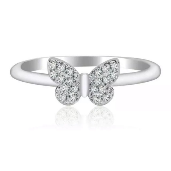 Jewelry - 925 brand new 🦋 ring